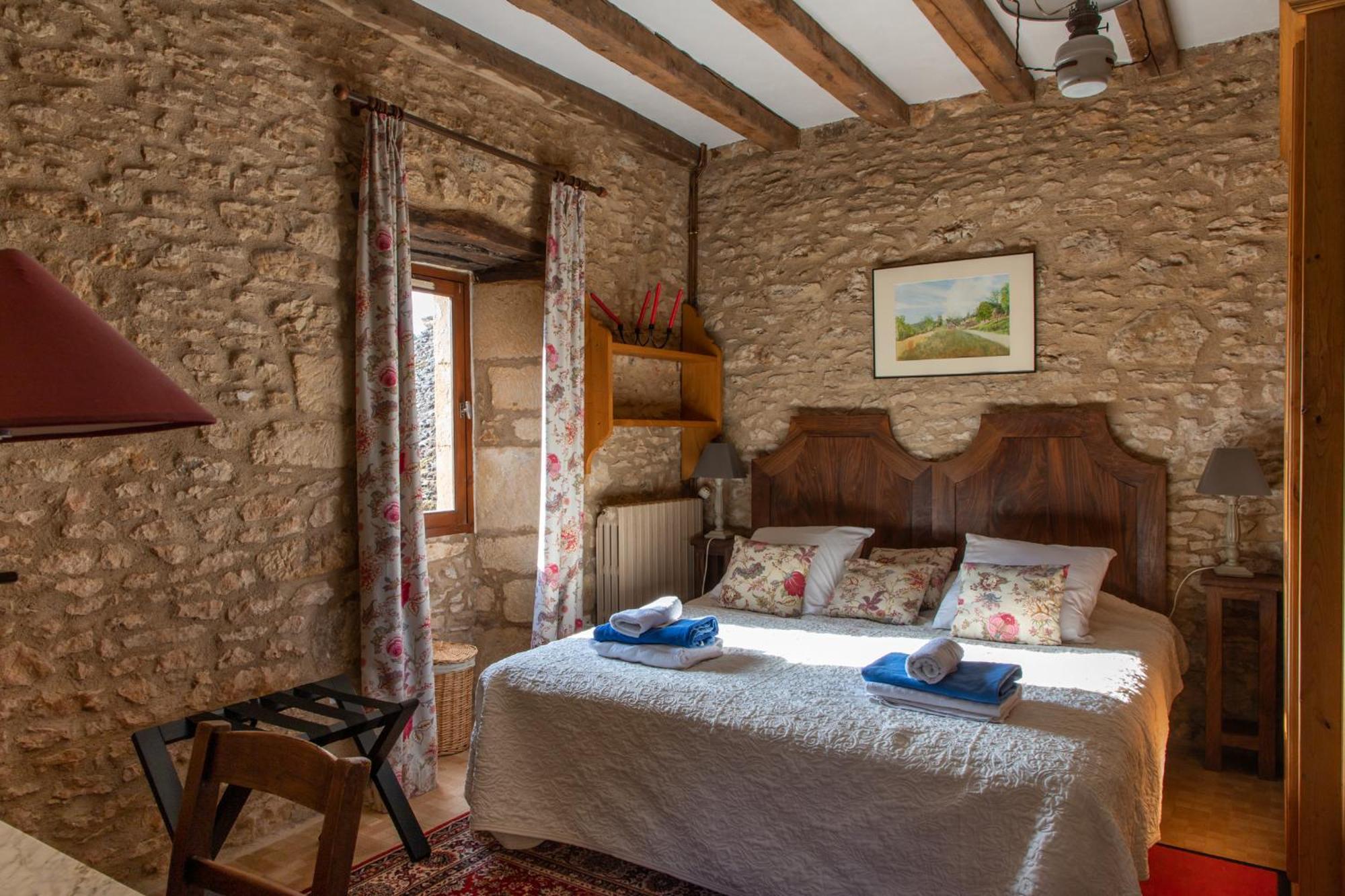 Chambres D'Hotes Avec Piscine La Rossillonie Beynac-et-Cazenac Zimmer foto